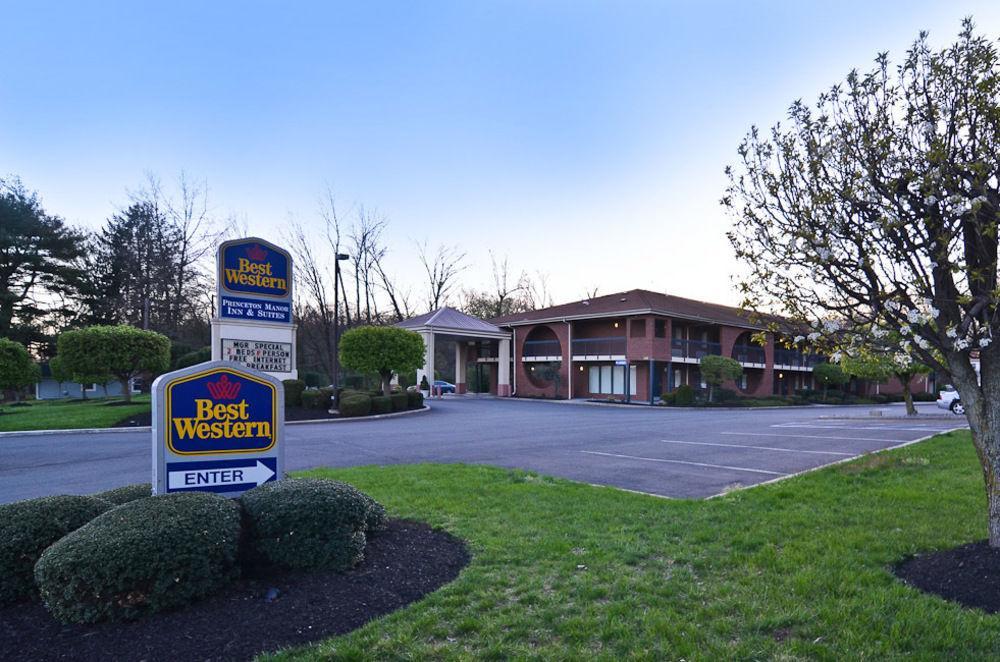 Mho Inn And Suites Monmouth Junction Exterior foto